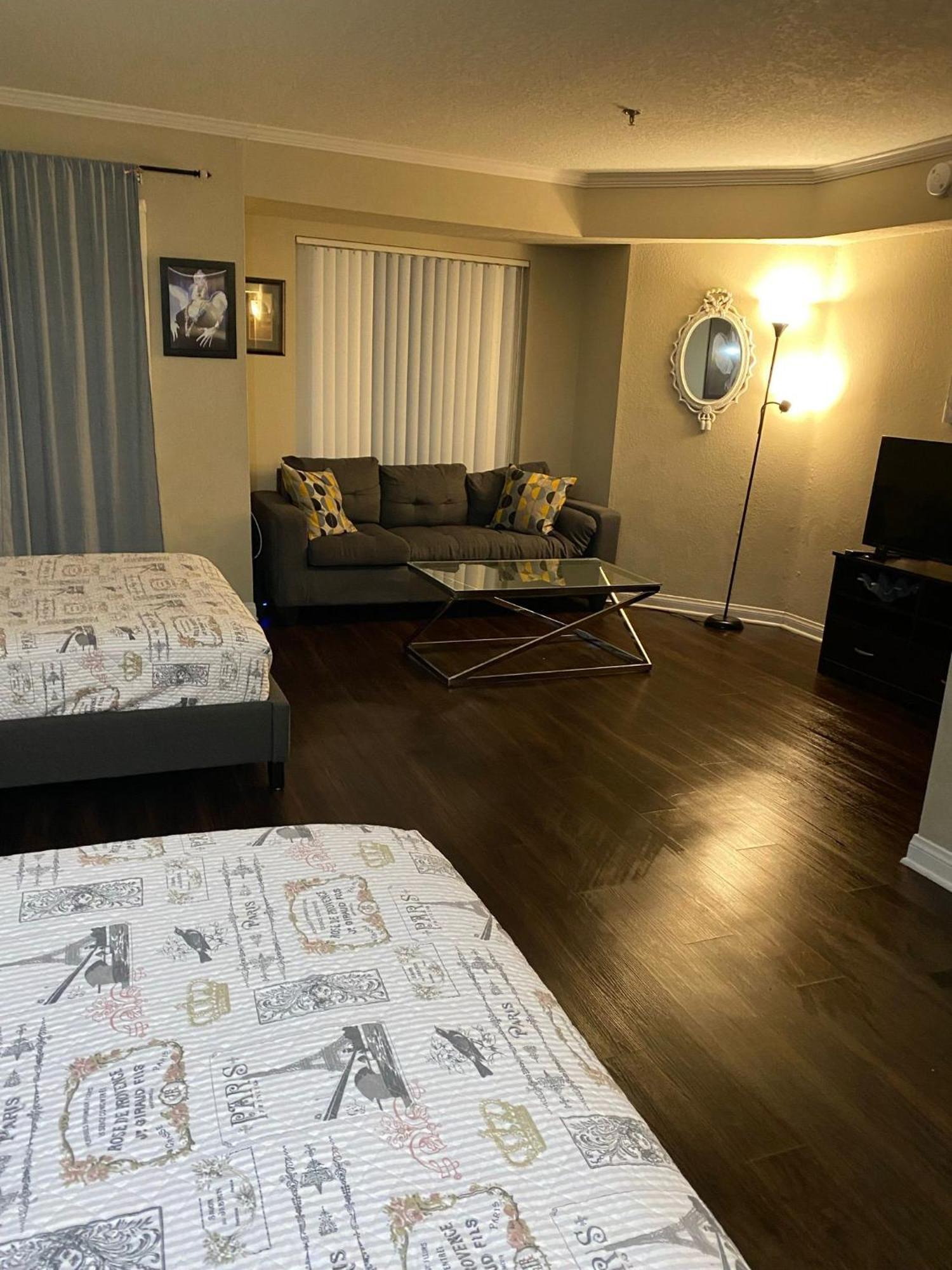 Hollywood Loft Spacious With 2 Beds And Parking Los Angeles Exterior foto